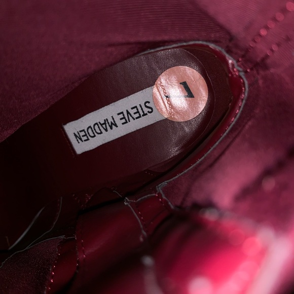 Booties. - Picture 3 of 4